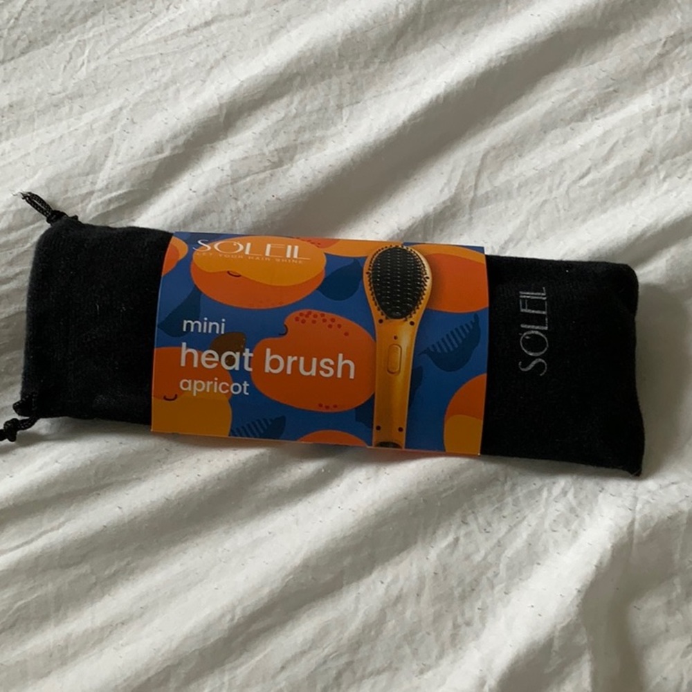 Mini heat brush